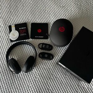 New Beats Studio 3